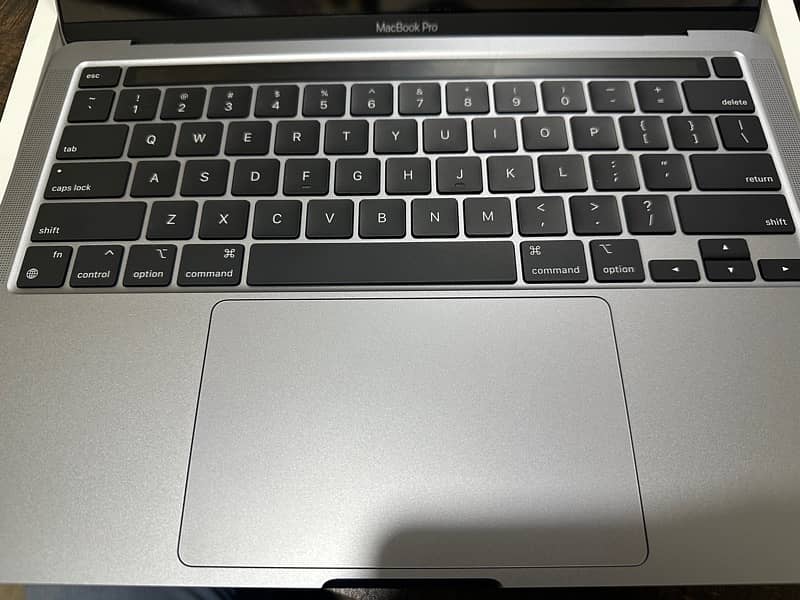 MacBook Pro M2 13-inch 5