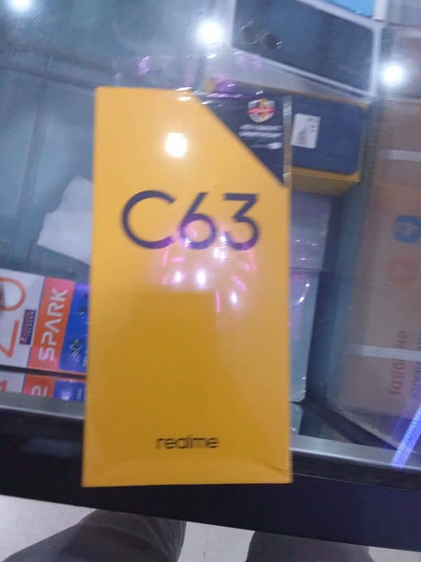 Realme c63 1