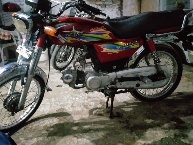 union star bike all documents clear ha bio matric available ha 4