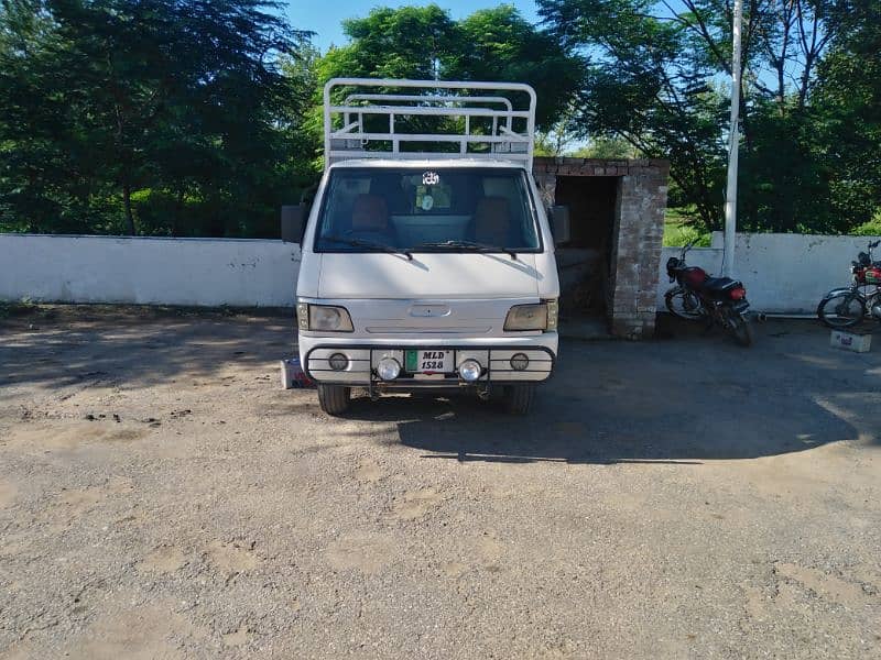 star Toyota dyna for sale trali 10 foot Dubble weel 6 tyar new I 0