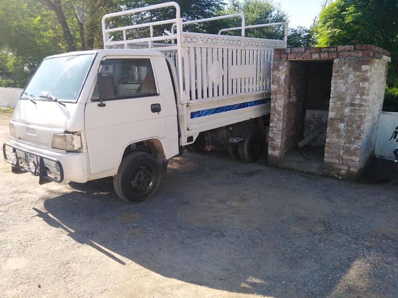 star Toyota dyna for sale trali 10 foot Dubble weel 6 tyar new I 1