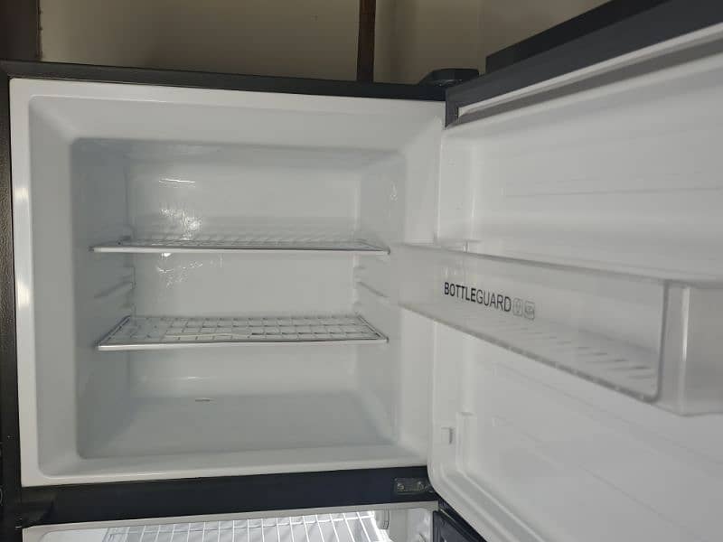 Haier Fridge 10