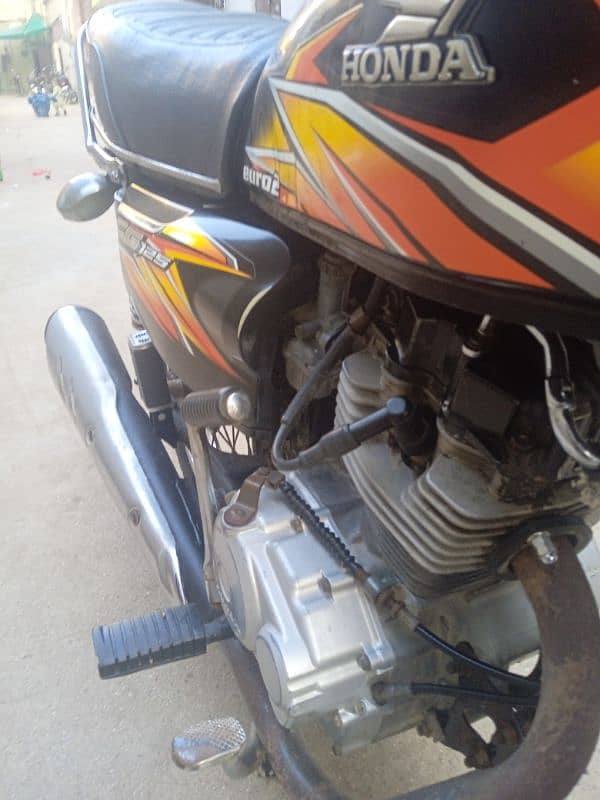 HONDA 125 Karachi No Genuine 0/3/13/20/77/1/20/ FULL N FINAL 130 8