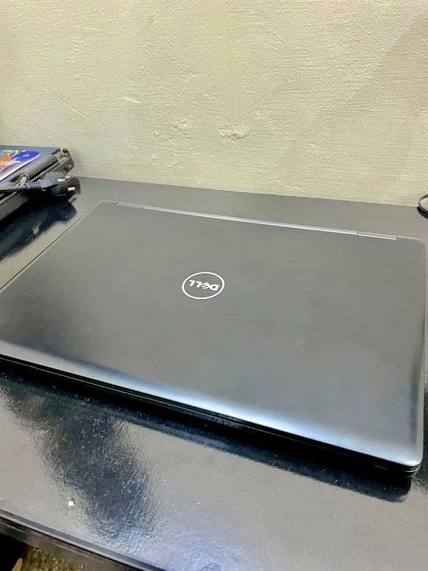 Dell latitude 5580 i5 6th generation 1