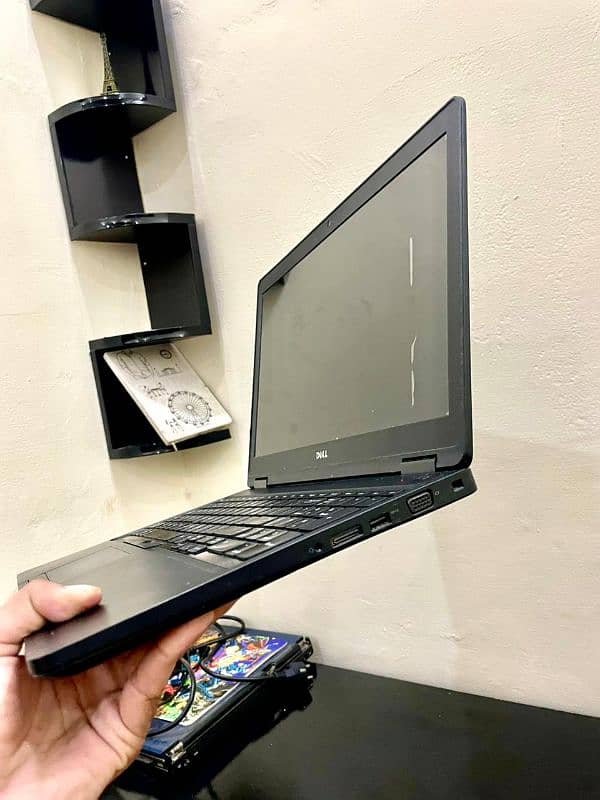 Dell latitude 5580 i5 6th generation 2