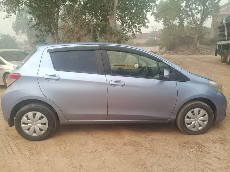 Toyota Vitz 2014/2017 11