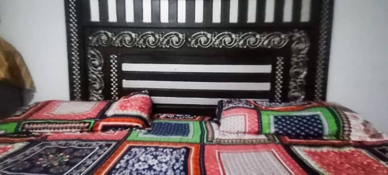 BIG SIZE BED WITH ONE TABLE FOR SALE 0