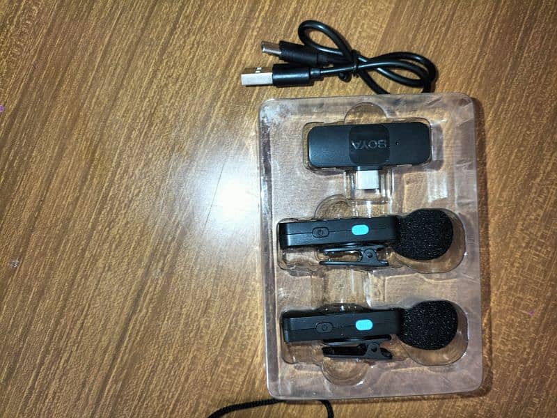 Wireless bluetooth Boya mic and Boya Mic 1