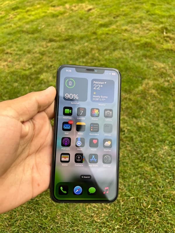 iPhone 11 Pro Max 256gb Approved 14