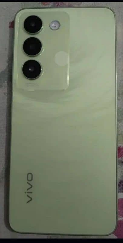 Vivo Y100 just box open 0