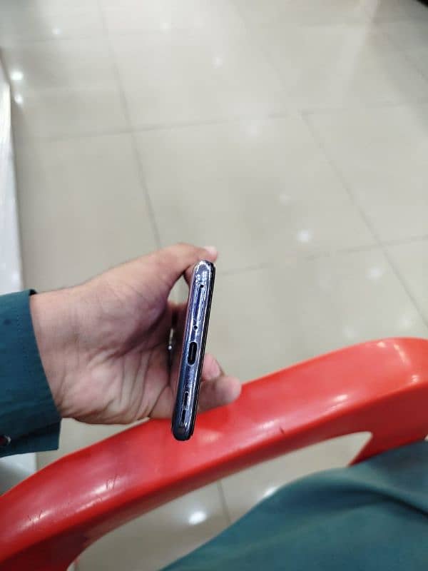 oneplus9 8/128 pta aprroved sigle sim condition 10/9.5 0