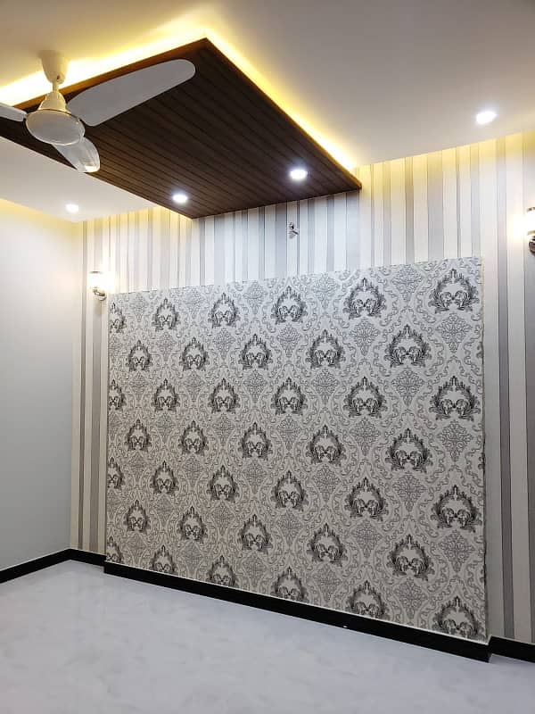 10 Marla Upper Portion For Rent in Bahria Town Lahore 10