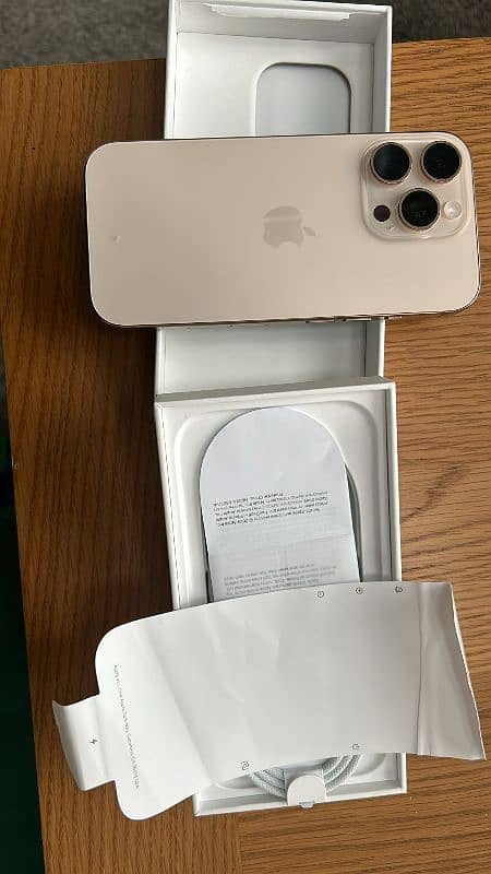 Apple iPhone 16 Pro 128gb factory unlocked 1