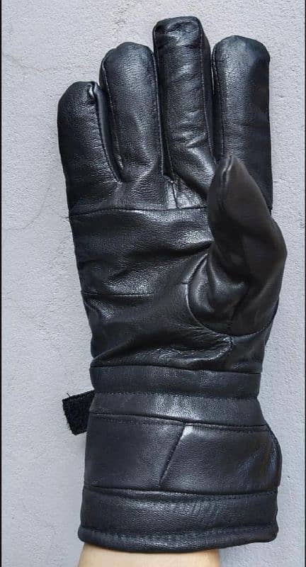 Pair of Men Leather  Gloves 3