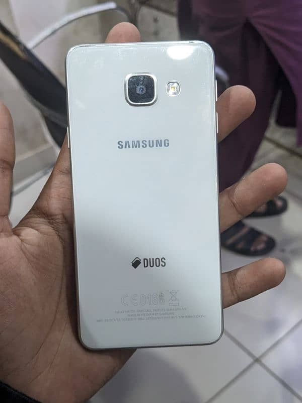 Samsung a3 16gb all ok 10/10 condition 0