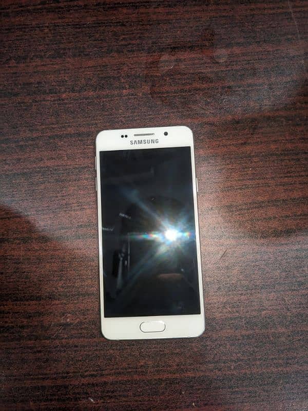 Samsung a3 16gb all ok 10/10 condition 5