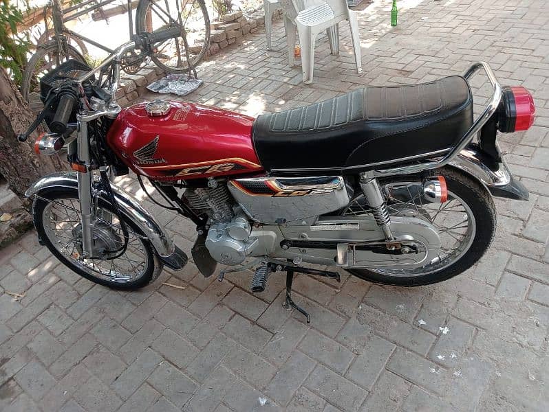 Honda CG 125 spacial Gold addition 5