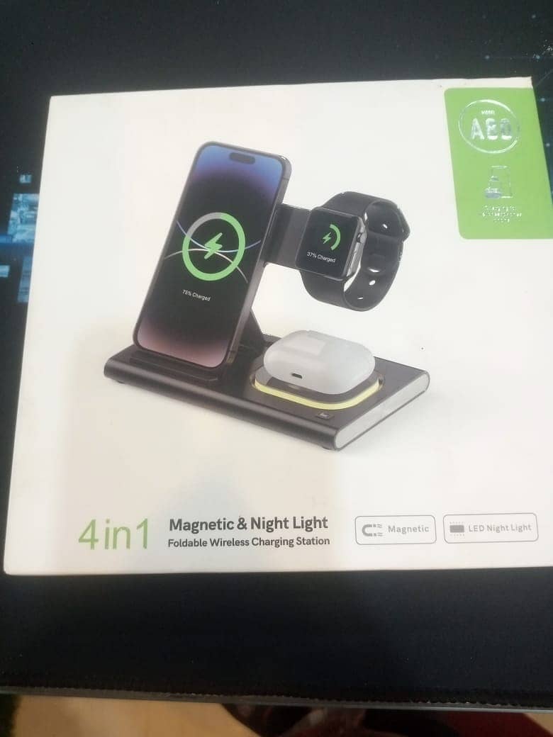 Magnetic Charger & Night Light 1