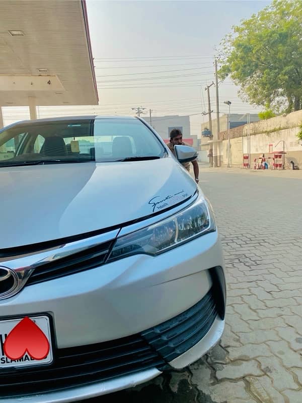 Toyota Corolla GLI 2017/2018 new lights 0