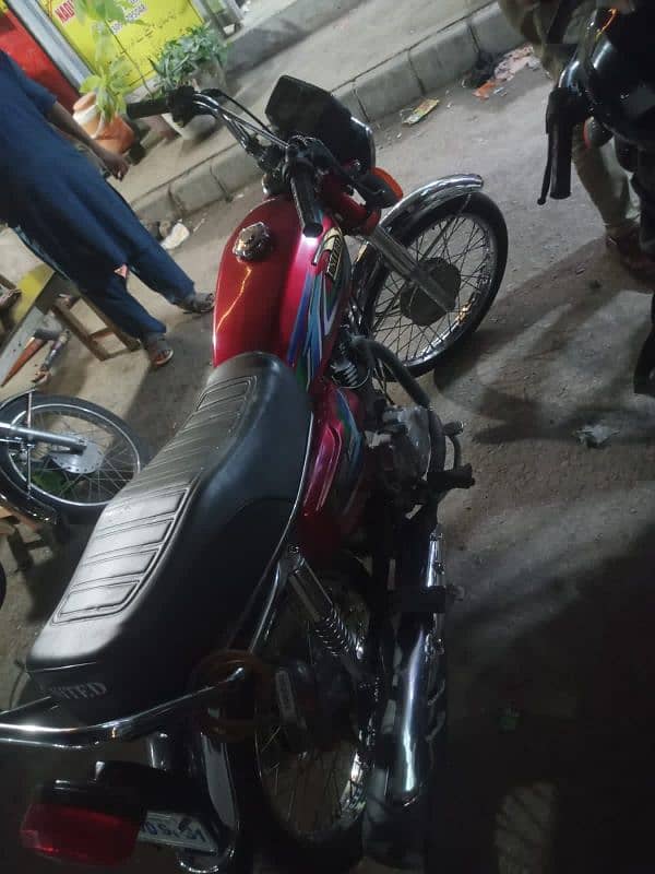 united 125cc 3