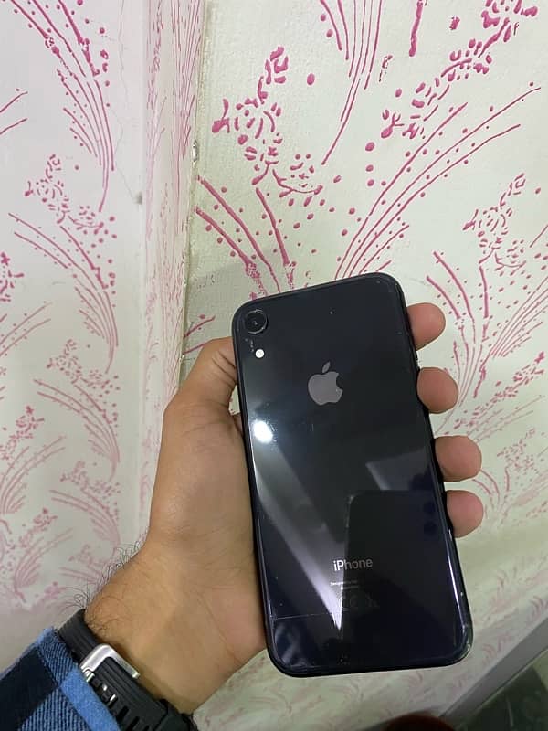 iphone xr 1