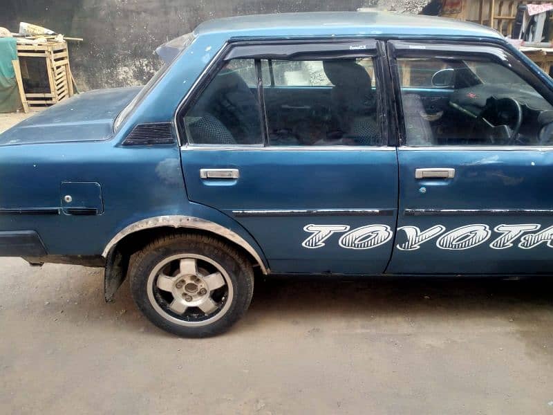 Toyota Corolla 82 ,,  0,3,1,9,5,2,9,1,7,4,6, 5