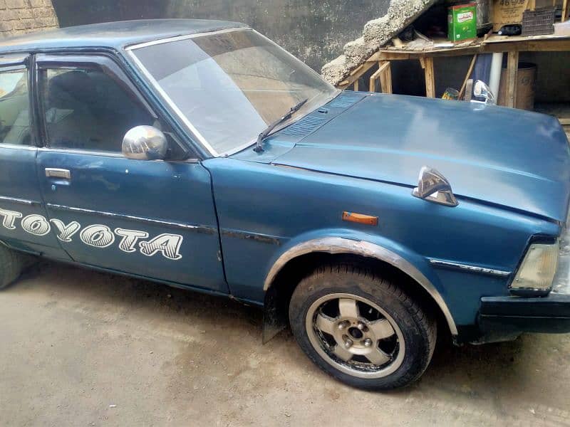 Toyota Corolla 82 ,,  0,3,1,9,5,2,9,1,7,4,6, 7