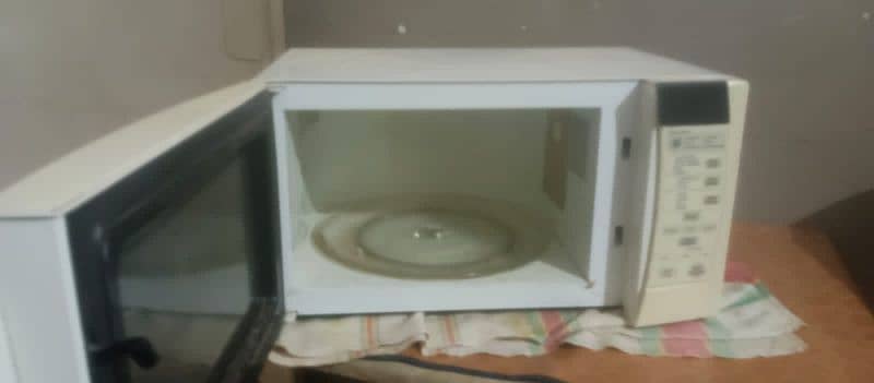 microwave 1