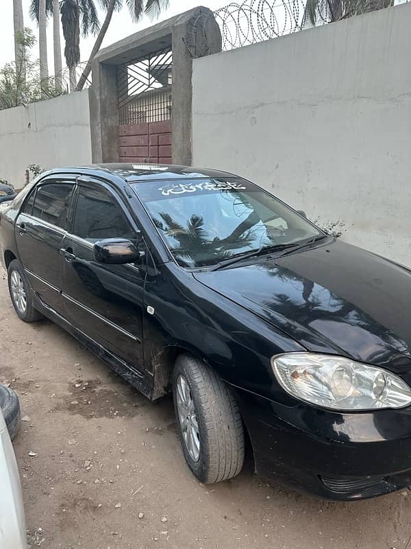 Toyota Corolla SE saloon 2004 3