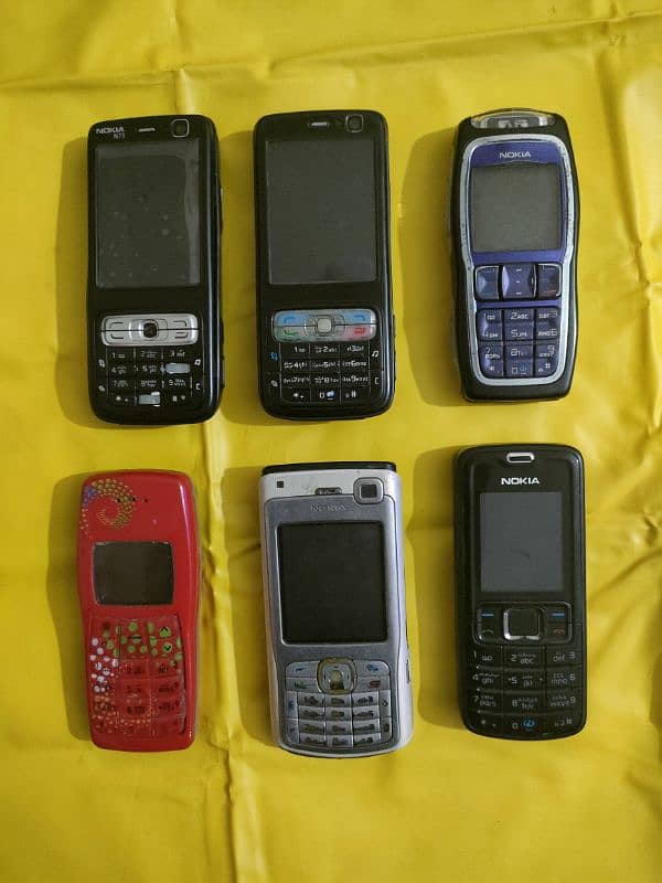 Nokia , Samsung ,Sony Ericsson, Motorola 1