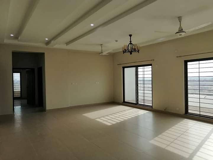 Brand New 10 Marla 3 Bedroom apartment Facing Lake view. Sector D Askari 11 Lahore 12