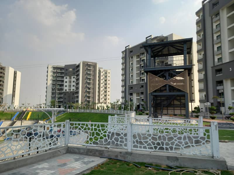 Brand New 10 Marla 3 Bedroom apartment Facing Lake view. Sector D Askari 11 Lahore 38