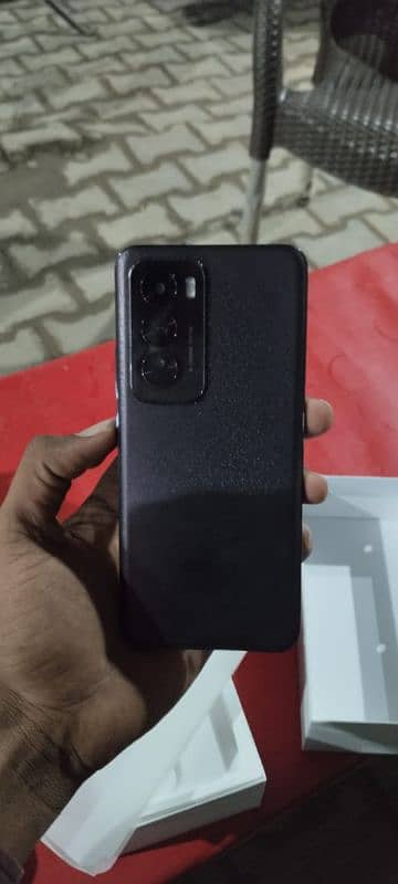 oppo reno 12 2