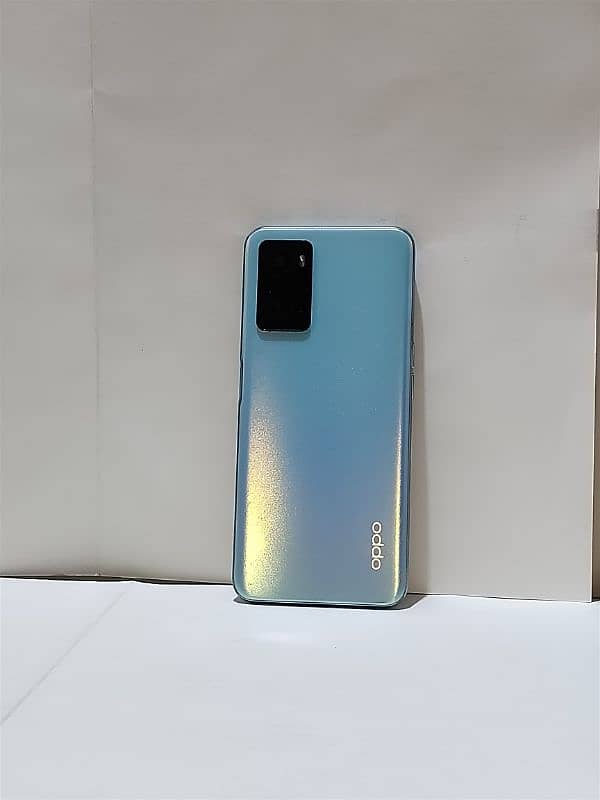 Oppo A76 0