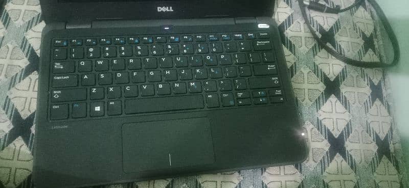 dell laptop latitude 3180 3