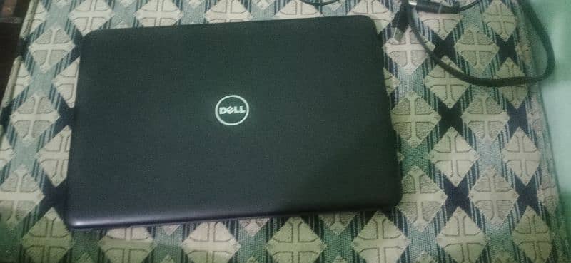 dell laptop latitude 3180 4