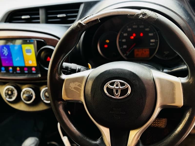 Toyota Vitz 2012/2016 JEWELA BROWN INTERIOR GOOD CONDITION ALL CLEAR 12