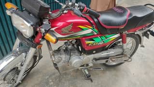 Honda cd70 available in good condition