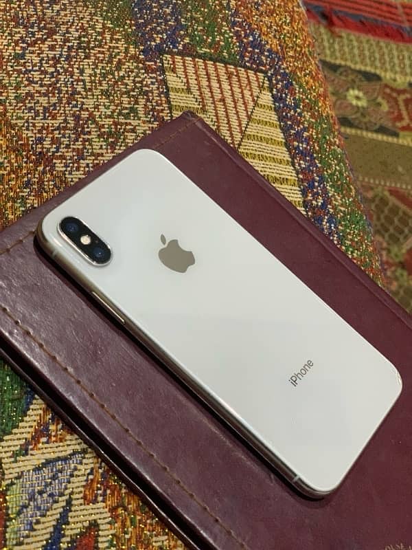 iphone X 256GB PTA Approved 1