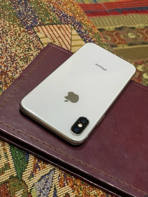 iphone X 256GB PTA Approved 3