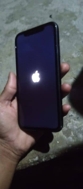 IPhone XR 3