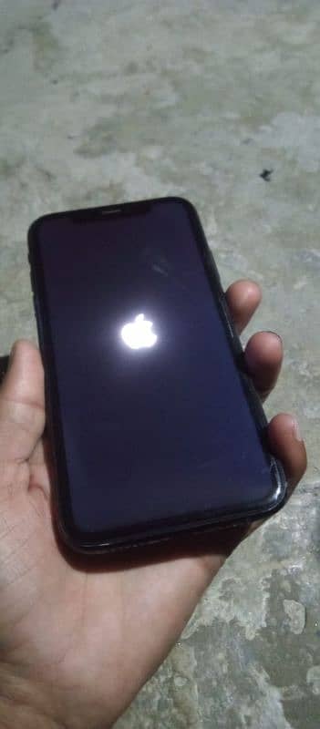 IPhone XR 5