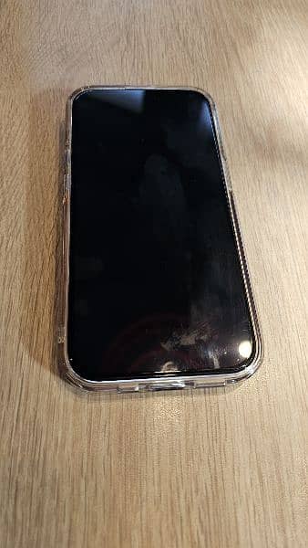 Iphone 15 pro PTA 8