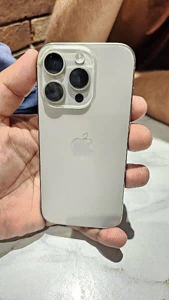 Iphone 15 pro PTA 11