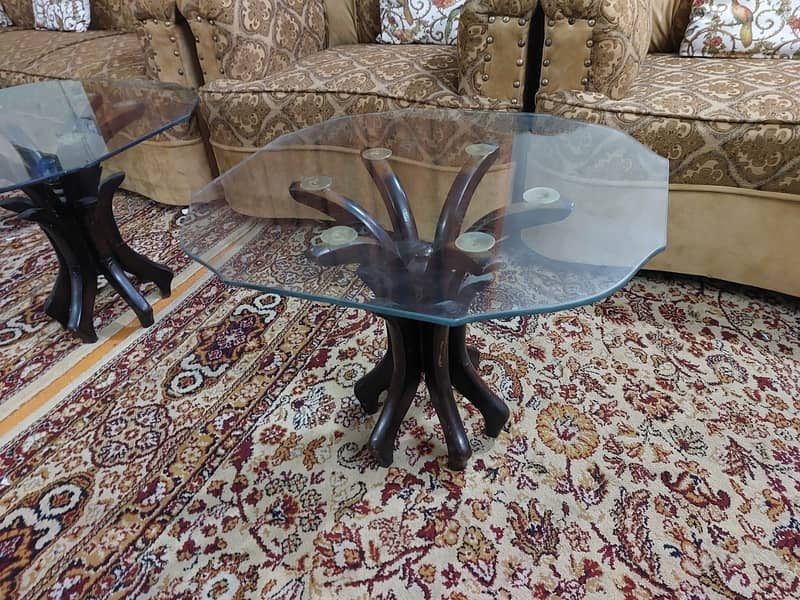 Sofa Set 5 Seater with 3 Glass tables for Sale 7