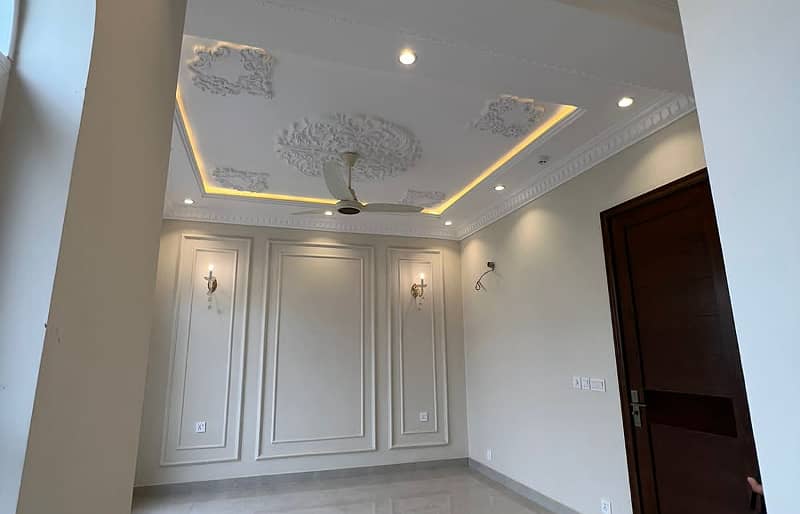 5 Marla luxury House Available For Sale In DHA 9 town Lahore 4