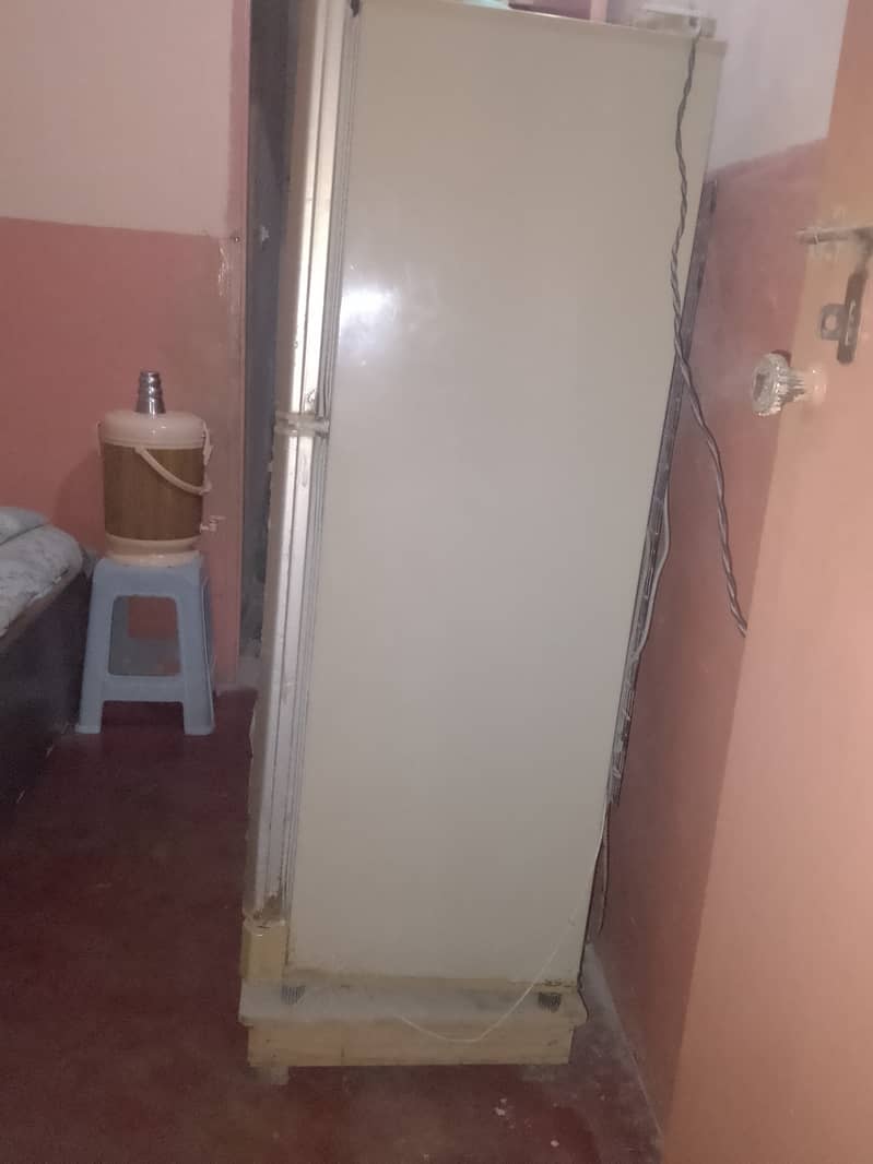 Refrigerator For sale. . . 2