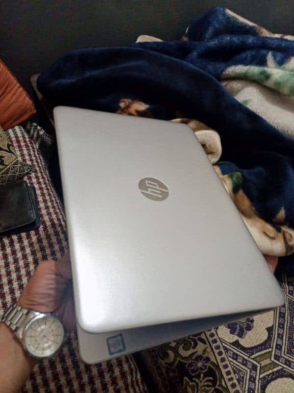 HP laptop 840 G3 0