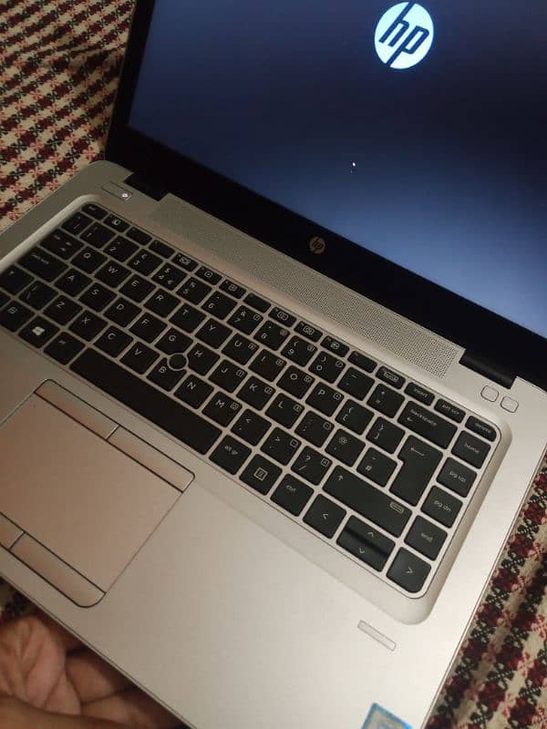 HP laptop 840 G3 5