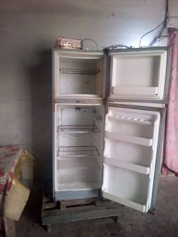 refrigerator 1